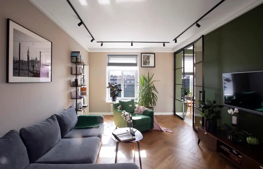 צבעים בהירים בפנים