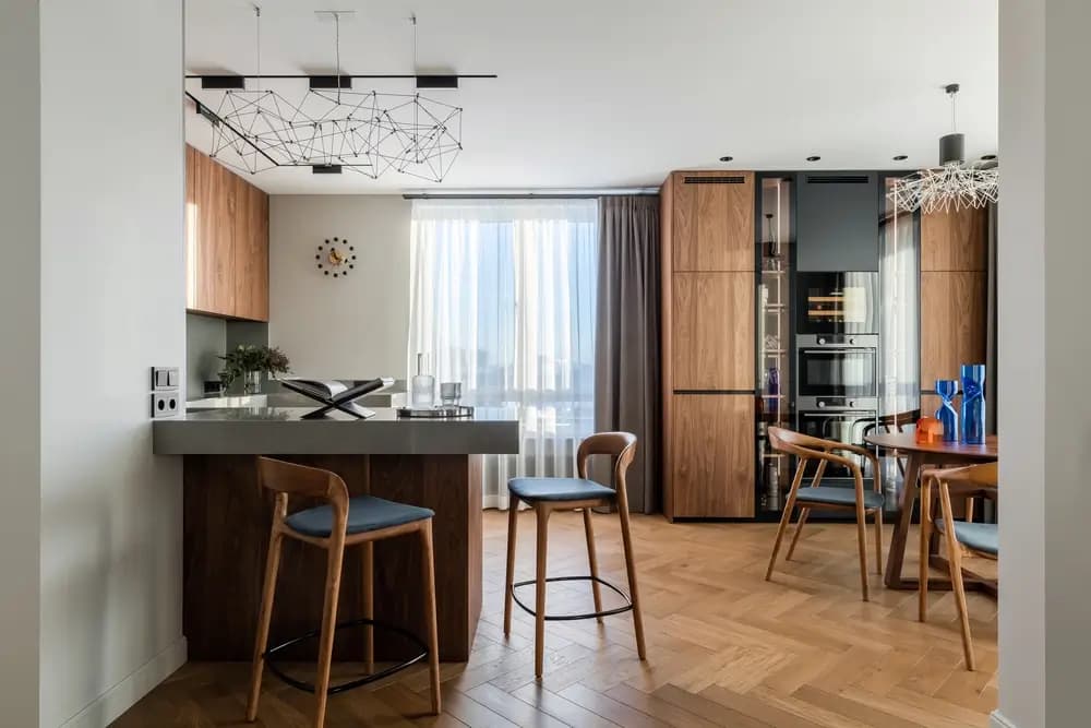 מבט אל אזור המטבח